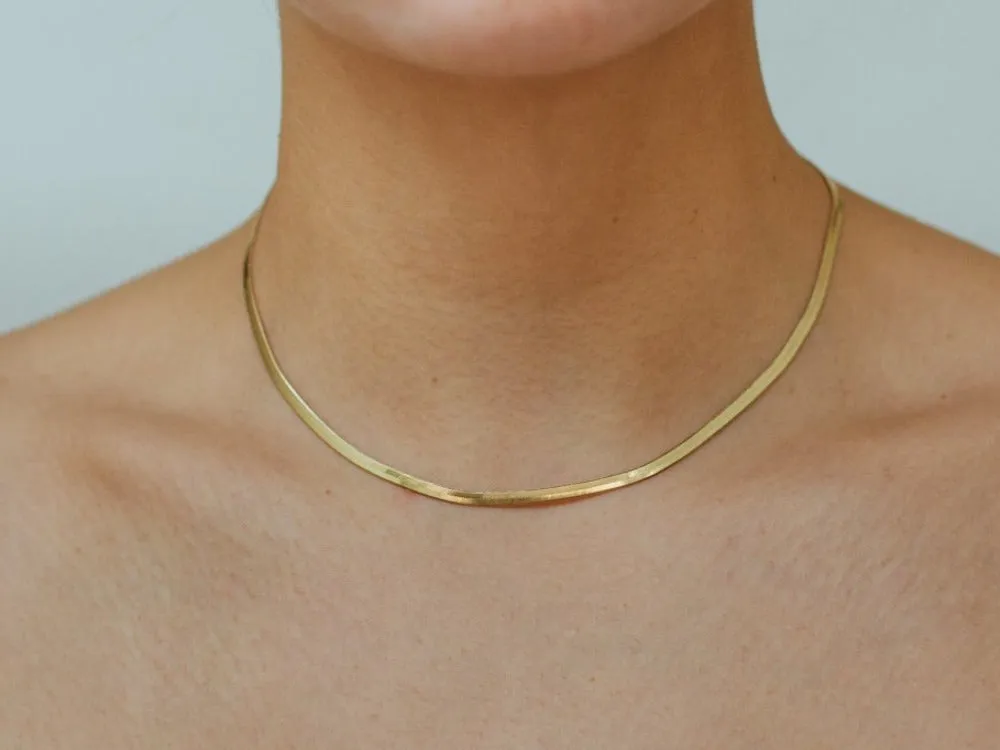 Amelia Herringbone Necklace