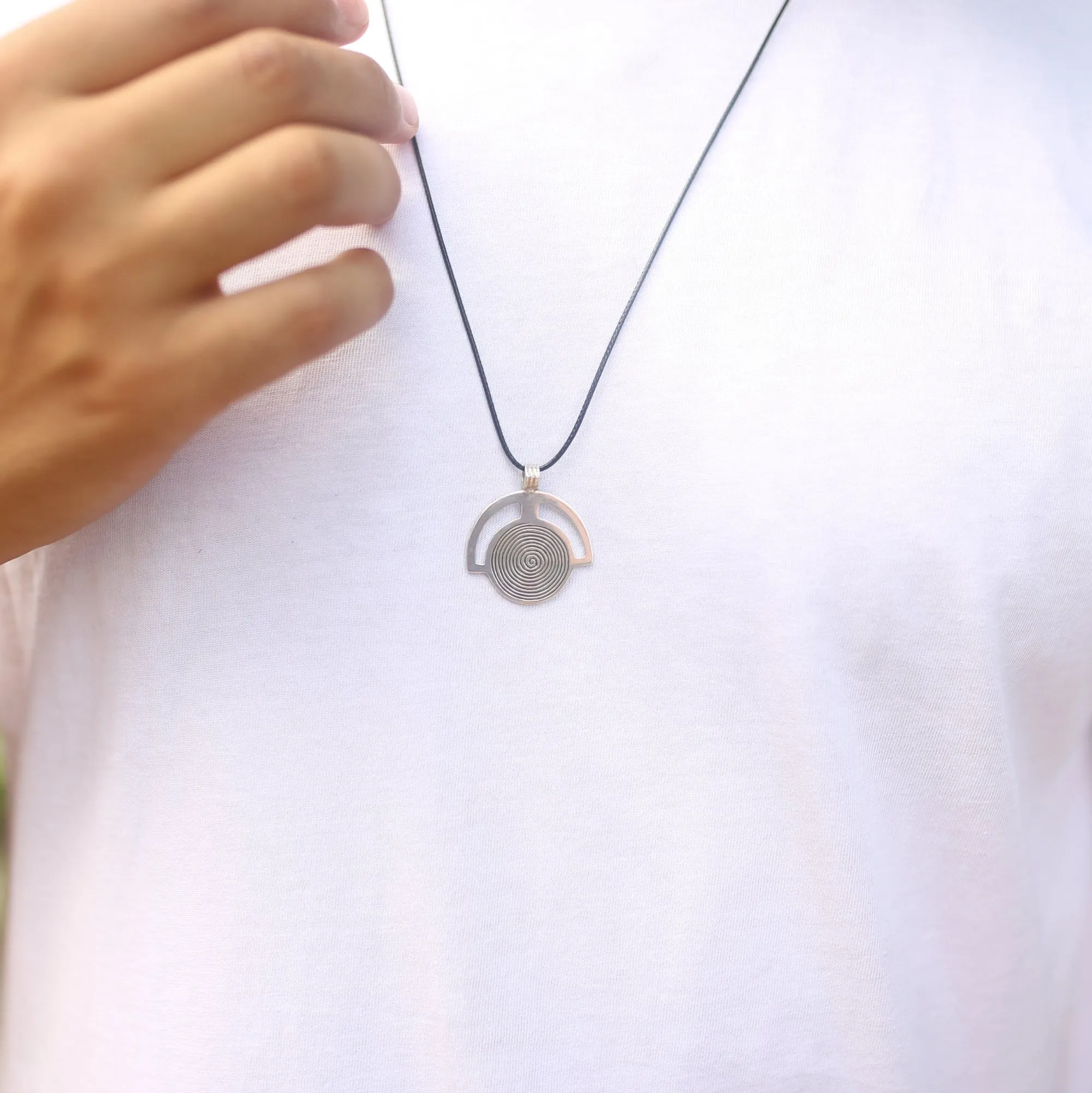 AYOUR NECKLACE