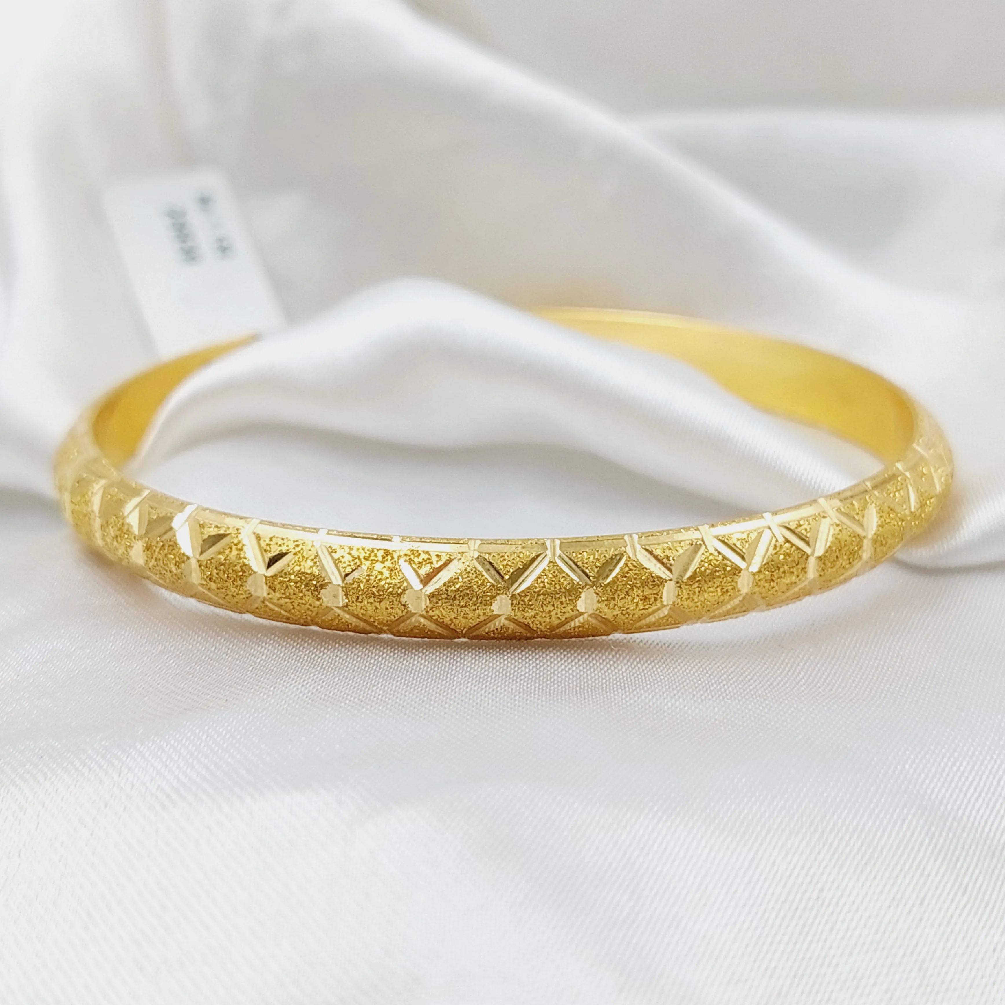 Beehive Bangle