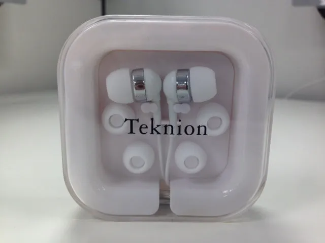 BRANDED EAR BUDS