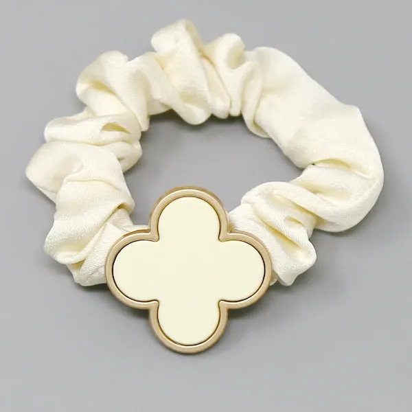 Clover Detail Hair Tie