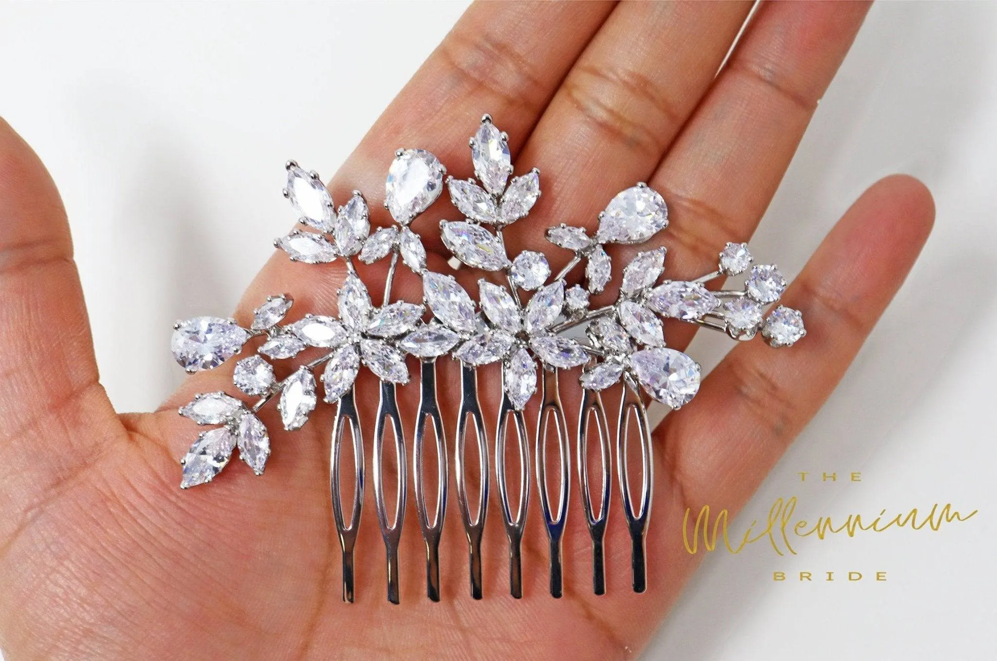 Cubic Zirconia, Diamond Flower Vine Leaves Bridal Hair Comb, Bridal Hair Accessories, Wedding Hair Accessory, Bridal Hair Comb.