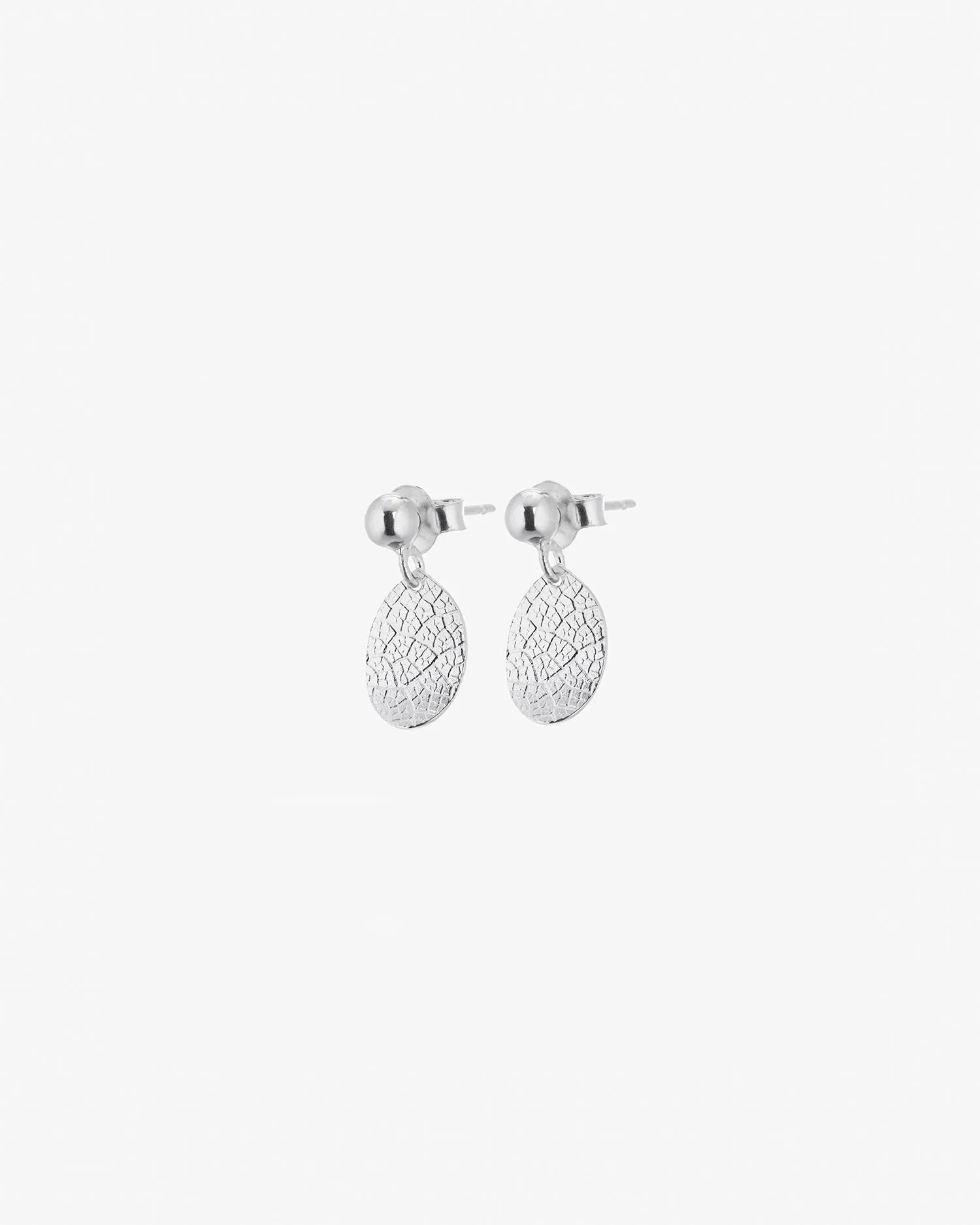 Leaf drop studs silver