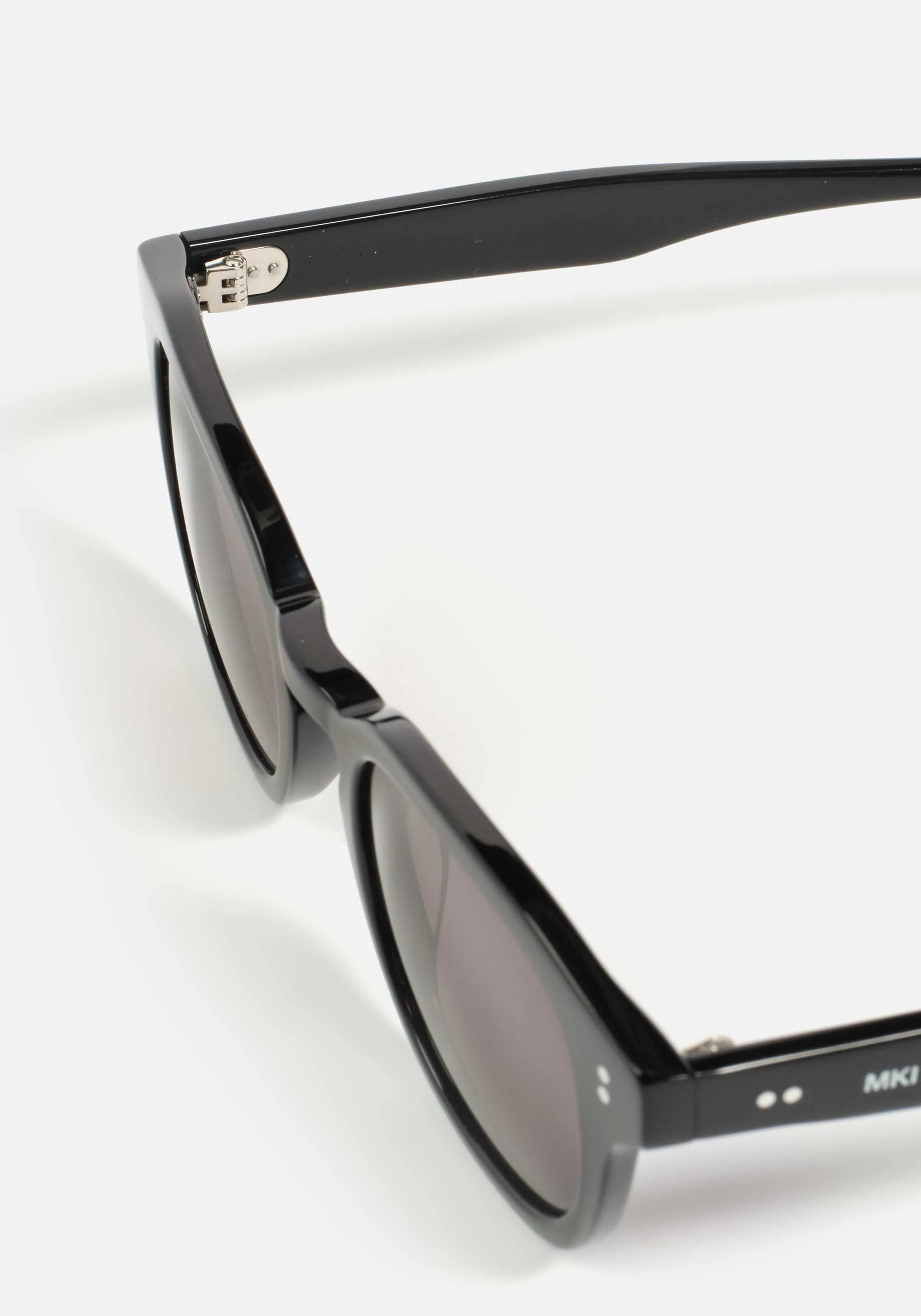 MKI KEYHOLE SUNGLASSES