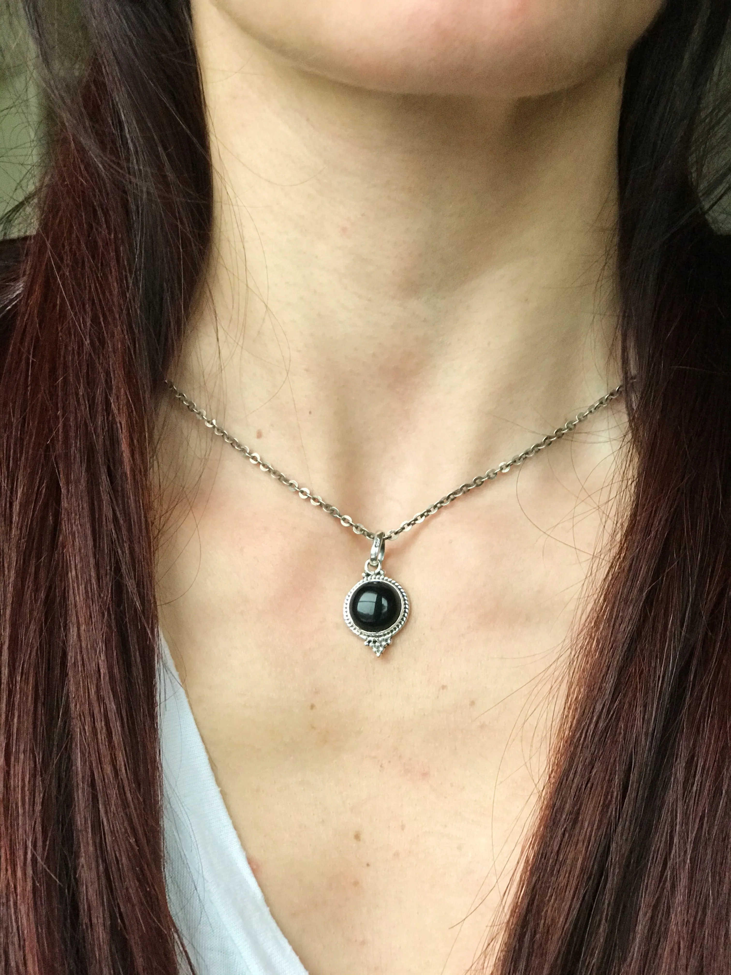 Onyx Cassia Dot Pendant